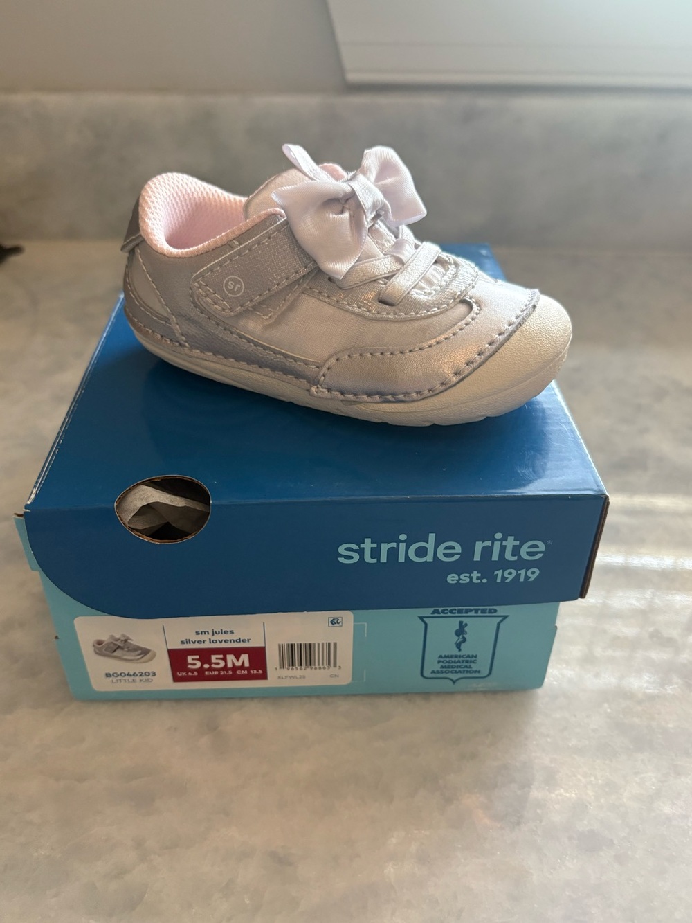 Stride Rite Jules Sneaker - Picture 2 of 5